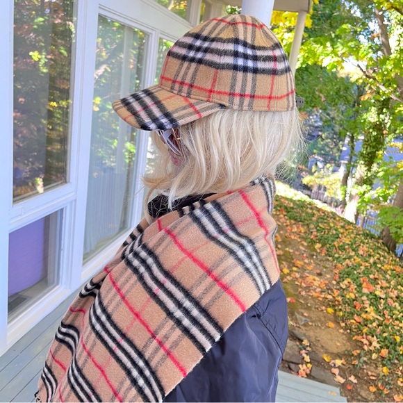 Burberry Cashmere Scarf And Wool Baseball Cap Bundle of 2 - Picture 5 of 8